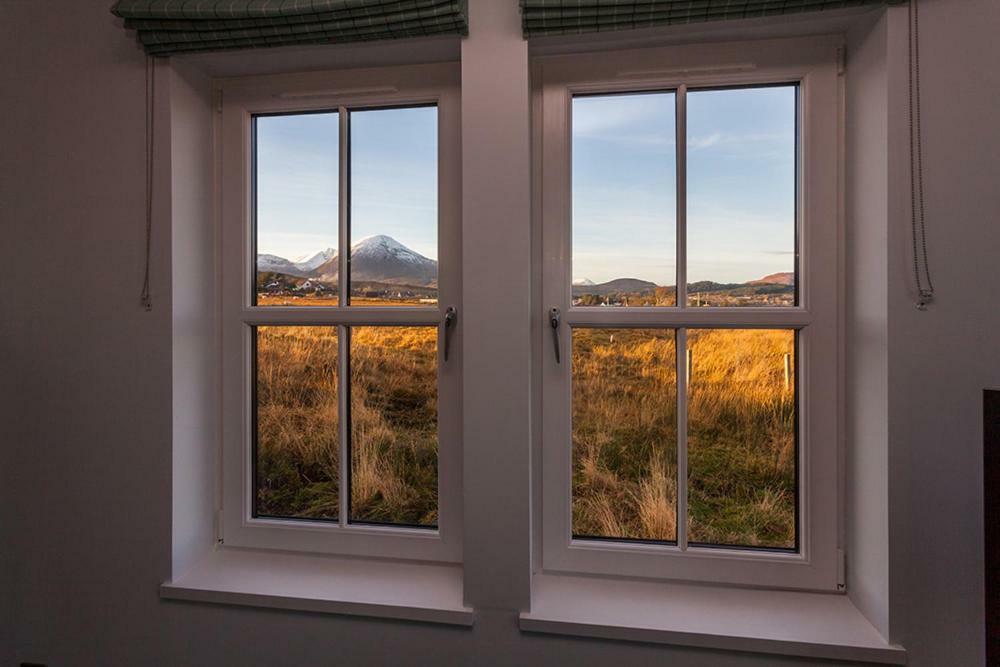 Dark Skye Cottage Бродфорд Экстерьер фото